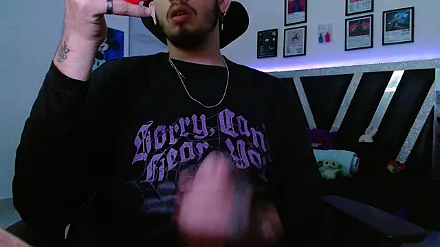 Snapshot of Sebasxxl12 chatting on 01/08/26, 09:33 Sebasxxl12 online show from 01/08/26, 09:33