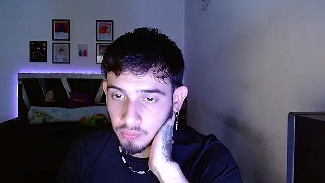 Snapshot of Sebasxxl12 chatting on 02/11/26, 05:34 Sebasxxl12 online show from 02/11/26, 05:34