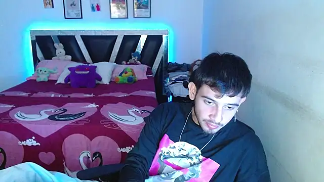 Snapshot of Sebasxxl12 chatting on 02/26/26, 10:31 Sebasxxl12 online show from 02/26/26, 10:31