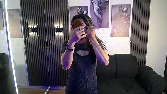 chloe  Jones  online show from 01/16/26, 01:04