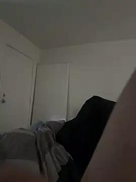 Snapshot of lj925@xh chatting on 04/06/26, 08:10 lj925xh online show from 04/06/26, 08:10