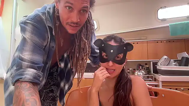 Monk and Mia online show from 10/11/25, 10:47