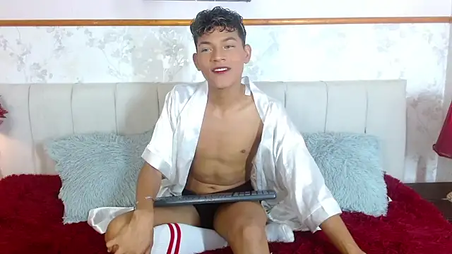 Snapshot of Sammy_Millers chatting on 10/29/25, 06:31 Sammy Millers online show from 10/29/25, 06:31