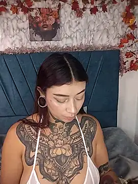 Hecate Queen online show from 10/06/25, 11:29