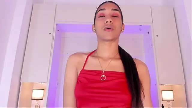 AnahiCollins online show from 10/10/25, 12:04