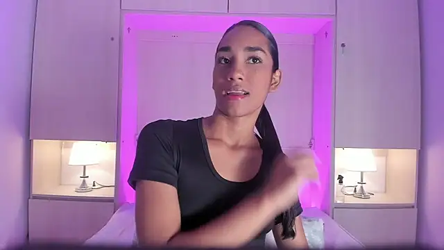 Snapshot of AnahiCollins chatting on 03/23/26, 11:36 AnahiCollins online show from 03/23/26, 11:36