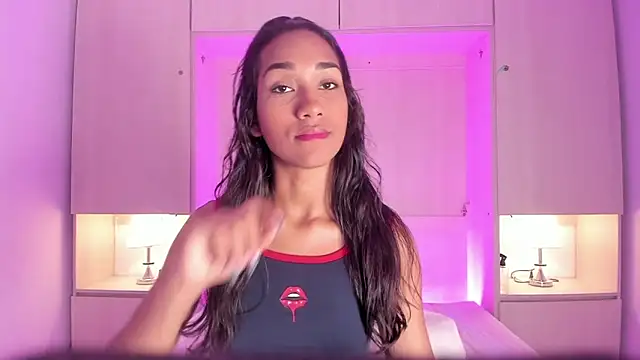 Snapshot of AnahiCollins chatting on 03/24/26, 11:37 AnahiCollins online show from 03/24/26, 11:37