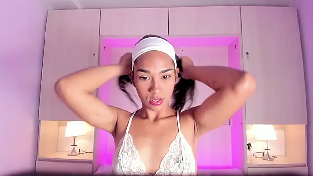 Snapshot of AnahiCollins chatting on 03/26/26, 11:38 AnahiCollins online show from 03/26/26, 11:38