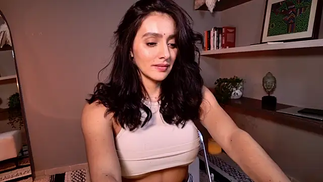 Snapshot of Milana_De chatting on 05/02/26, 12:04 Milana De online show from 05/02/26, 12:04