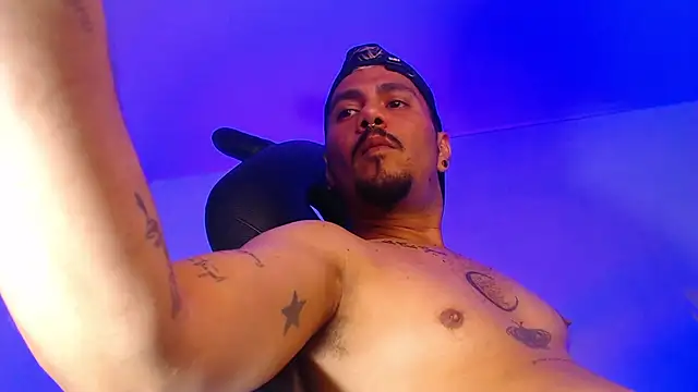 GSUS PATRICK online show from 10/21/25, 01:17