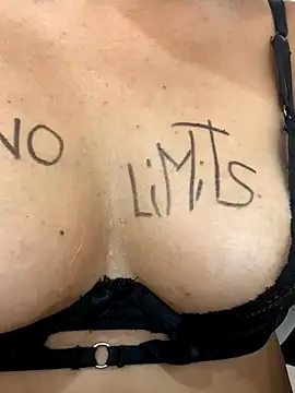 Valentinahot7 online show from 12/21/25, 07:43