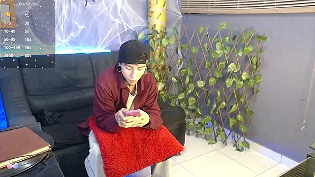 Kuregari xs online show from 10/24/25, 05:04