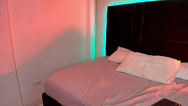 Snapshot of Otanny_Raven chatting on 10/06/25, 05:27 Otanny Raven online show from 10/06/25, 05:27