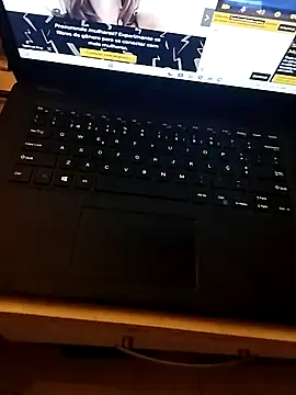 Snapshot of Kingbrowz chatting on 04/25/26, 12:57 Kingbrowz online show from 04/25/26, 12:57