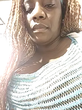 Alaya-15 online show from 12/18/25, 10:05