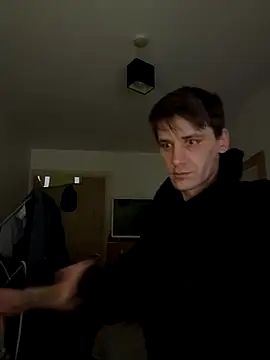 Snapshot of UnitedMap1 chatting on 11/17/25, 08:14 UnitedMap1 online show from 11/17/25, 08:14