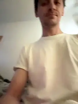 Snapshot of UnitedMap1 chatting on 11/30/25, 08:02 UnitedMap1 online show from 11/30/25, 08:02