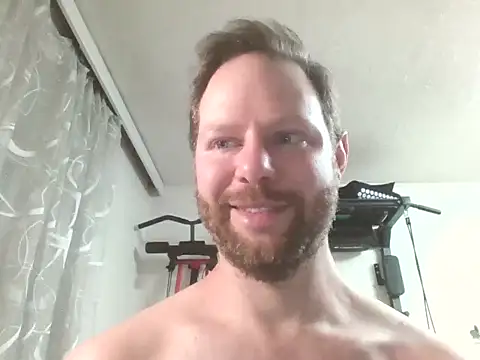 Snapshot of Lukmeister91 chatting on 06/12/26, 07:24 Lukmeister91 online show from 06/12/26, 07:24