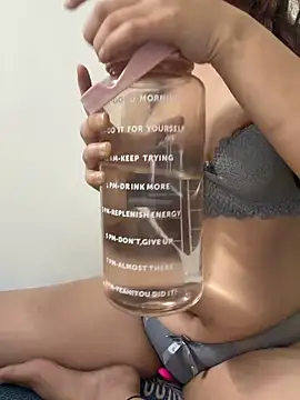 Snapshot of Horny_pratiksha chatting on 04/02/26, 03:53 Horny pratiksha online show from 04/02/26, 03:53