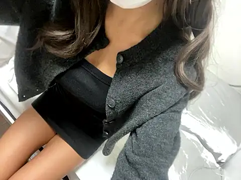 Snapshot of Toriyufu chatting on 12/03/25, 11:03 Toriyufu online show from 12/03/25, 11:03