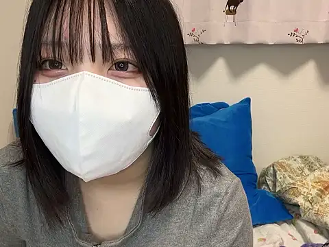 YUKINA 00 online show from 09/28/25, 02:33