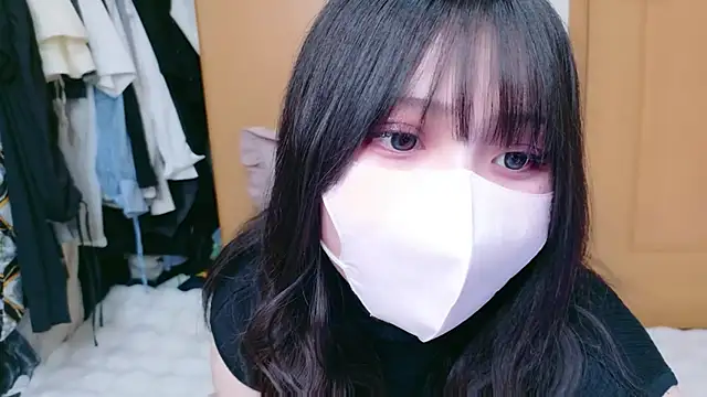 Snapshot of YUKINA_00 chatting on 07/08/26, 11:37 YUKINA 00 online show from 07/08/26, 11:37