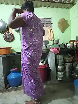 Snapshot of Tamilselviroja- chatting on 07/07/26, 02:32 Tamilselviroja- online show from 07/07/26, 02:32