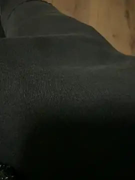 Snapshot of heet1998 chatting on 03/17/26, 09:56 heet1998 online show from 03/17/26, 09:56