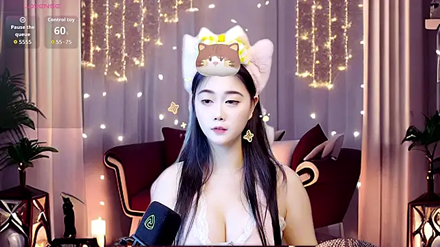 wanwan6377 online show from 10/01/25, 04:13