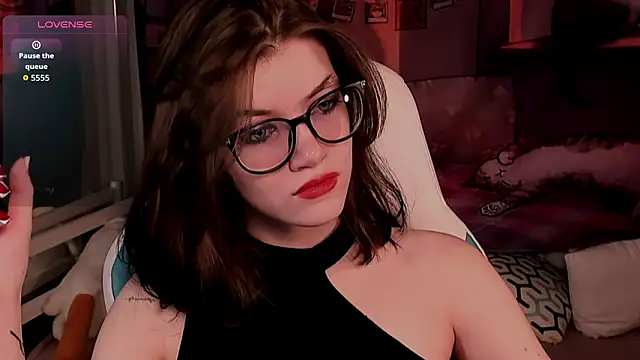 Snapshot of CathyAdams chatting on 03/19/26, 06:28 CathyAdams online show from 03/19/26, 06:28