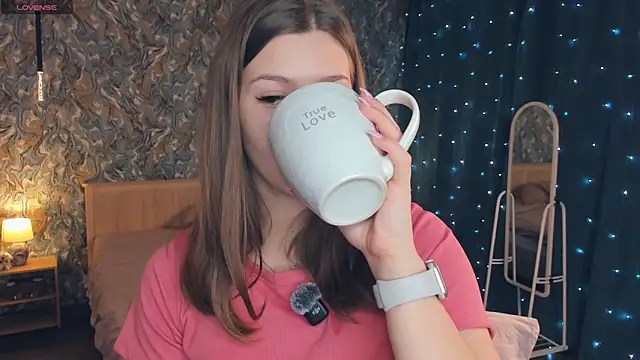 MondoNeko online show from 12/05/25, 07:06