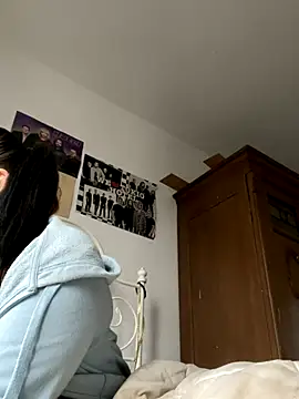 Snapshot of SweetieLina chatting on 10/08/25, 08:12 SweetieLina online show from 10/08/25, 08:12