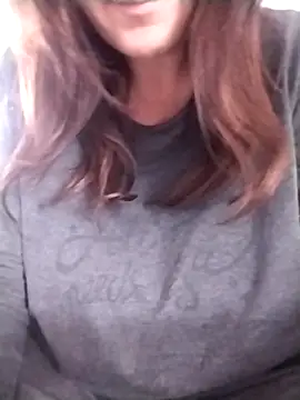 Snapshot of sexyguenda chatting on 10/05/25, 08:34 sexyguenda online show from 10/05/25, 08:34