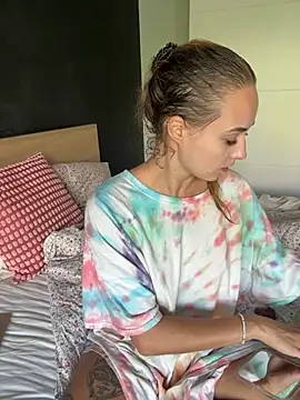 Snapshot of leossecret chatting on 10/08/25, 09:40 leossecret online show from 10/08/25, 09:40