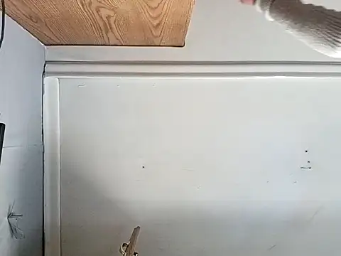 Snapshot of Queen2454 chatting on 04/16/26, 10:23 Queen2454 online show from 04/16/26, 10:23