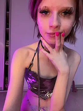 Snapshot of bunnyirisluv chatting on 05/27/26, 09:23 bunnyirisluv online show from 05/27/26, 09:23