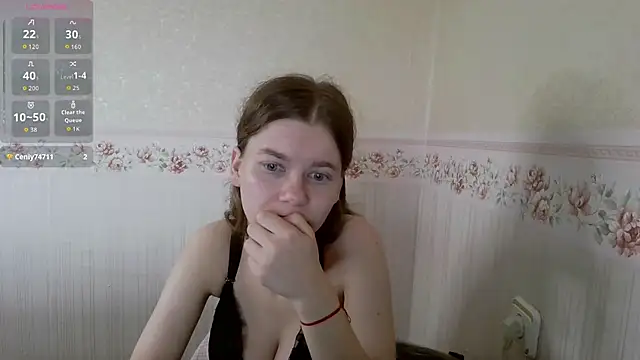 0nlyLola online show from 10/09/25, 07:17