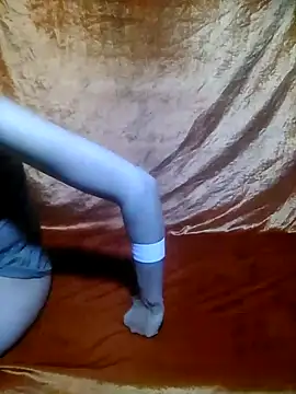 manal soso online show from 10/30/25, 10:21