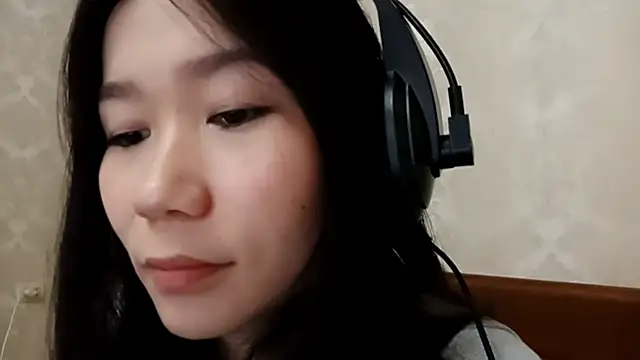 YukiShaapan online show from 10/08/25, 10:13