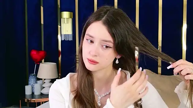 EvaSwen online show from 04/09/26, 03:50