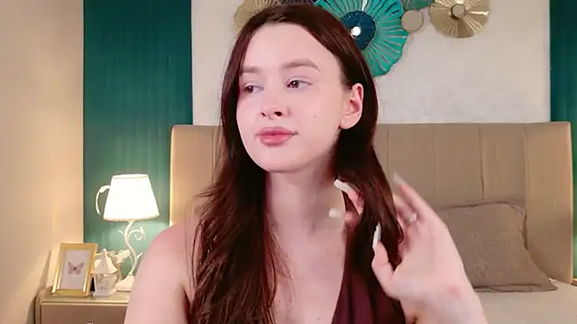 Snapshot of EvaSwen chatting on 07/19/26, 09:29 EvaSwen online show from 07/19/26, 09:29