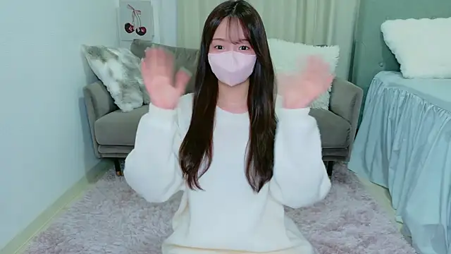 Snapshot of Seira__nn chatting on 11/30/25, 01:37 Seira nn online show from 11/30/25, 01:37