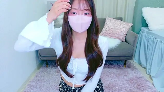 Snapshot of Seira__nn chatting on 12/21/25, 01:29 Seira nn online show from 12/21/25, 01:29