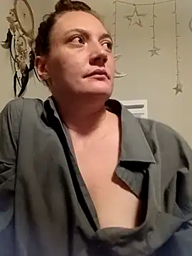 Smith00769 online show from 10/18/25, 03:31