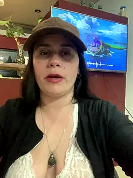 Snapshot of Amarteverdaderamente chatting on 10/12/25, 02:54 Amarteverdaderamente online show from 10/12/25, 02:54
