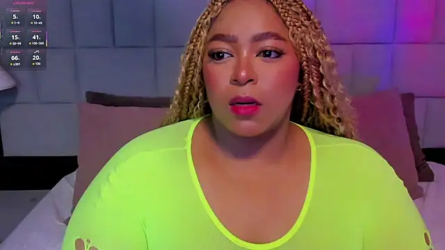 Snapshot of Fenty_melo chatting on 10/26/25, 03:34 Fenty melo online show from 10/26/25, 03:34