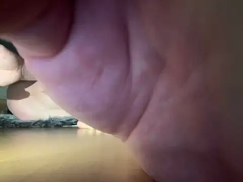 cuteboy19xxx online show from 04/04/26, 09:45