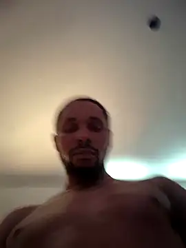 Snapshot of cutecandydick chatting on 09/29/25, 10:36 cutecandydick online show from 09/29/25, 10:36