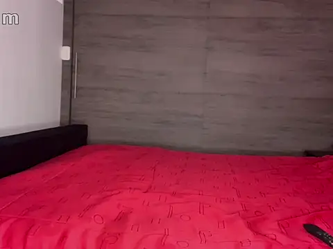 Snapshot of strongManLatino chatting on 04/15/26, 05:09 strongManLatino online show from 04/15/26, 05:09