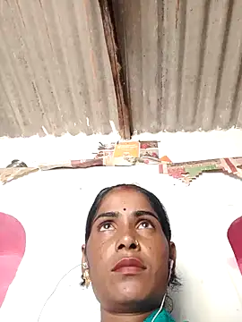 Snapshot of Maya_Rajput5 chatting on 10/04/25, 07:28 Maya Rajput5 online show from 10/04/25, 07:28